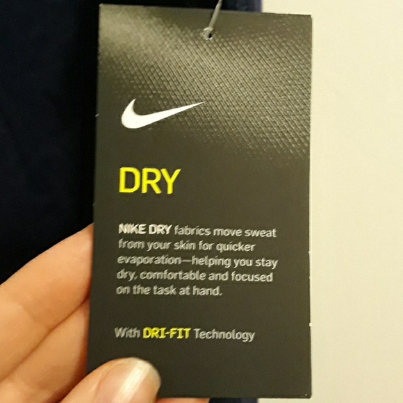 Nike women's tank top - Picture 2 of 5